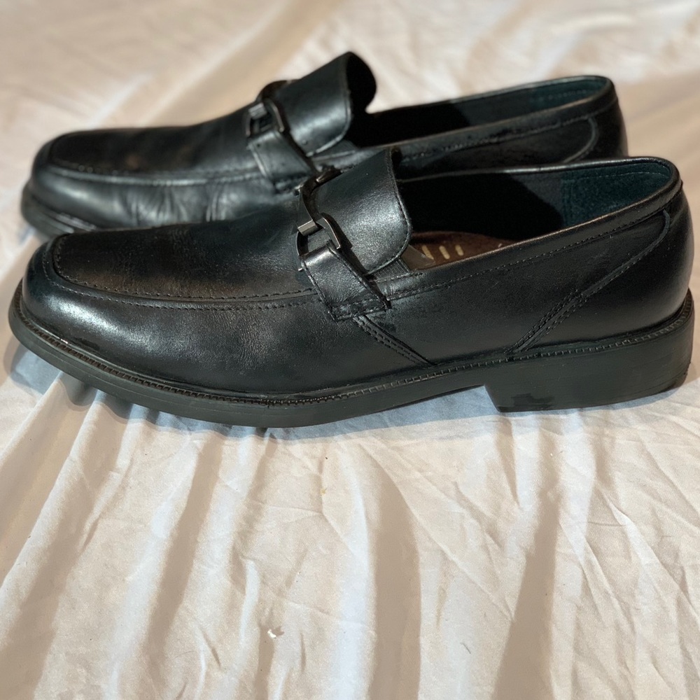 Men’s Black Leather Bostonian Dress Shoe (12)